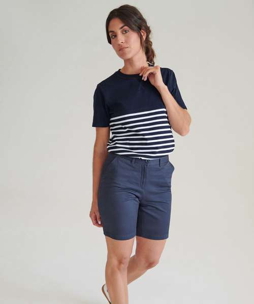 Women's stretch chino shorts